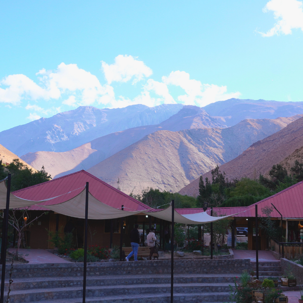 PUEBLO ARTESANAL DE HORCÓN